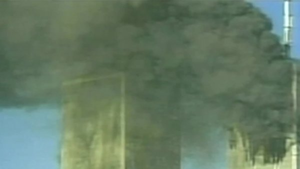 Buenos días a todos interrumpe su programación por la caída de las Torres Gemelas
