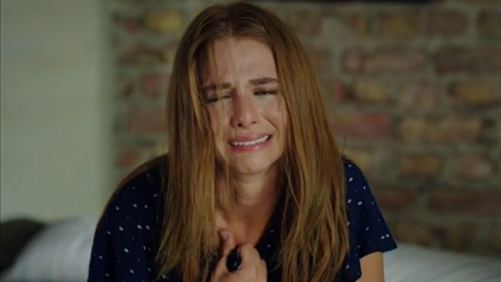 Bahar no puede confiar en Ates
