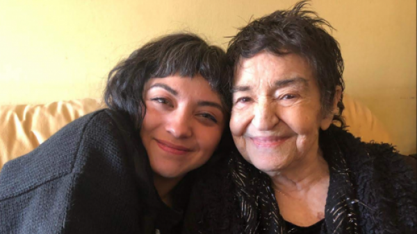 "Se viene una sorpresa": la misteriosa foto de Mon Laferte junto a Cecilia La Incomparable