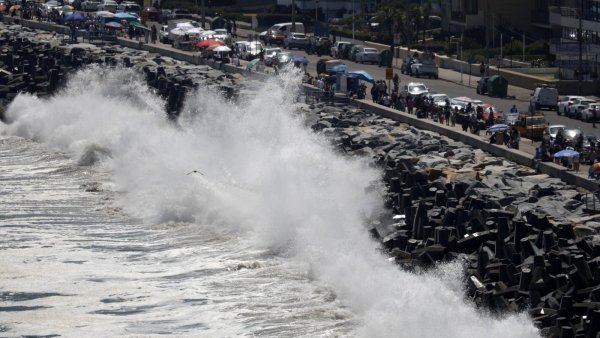 SHOA descarta tsunami en Chile tras sismo en la zona central
