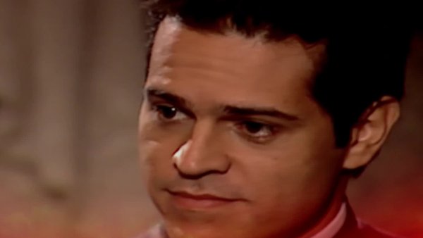 "No quiero que sigas hablando más de él": Mira un adelanto de "Terra Nostra"
