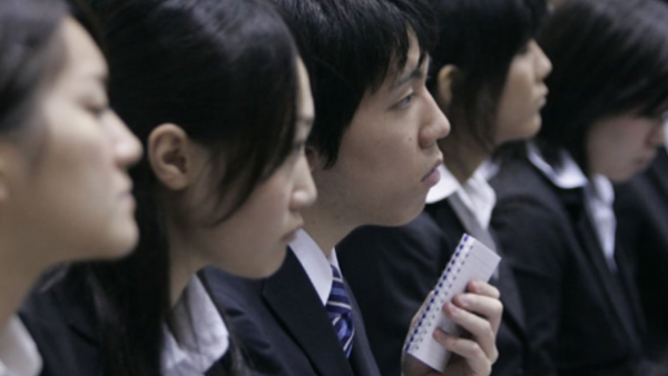 Japón eleva la edad de consentimiento sexual de 13 a 16 años
