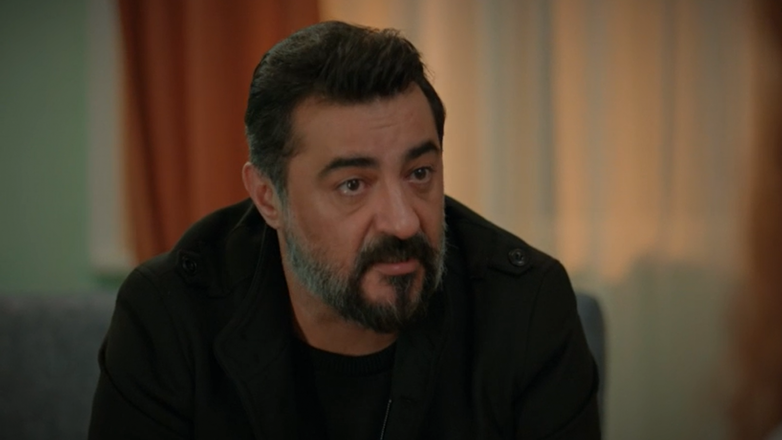 La oferta de Akif para Leyla
