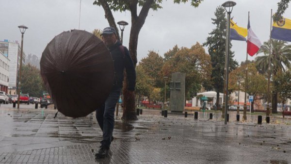 Hasta el sábado: Meteorología extiende aviso de vientos para 5 regiones
