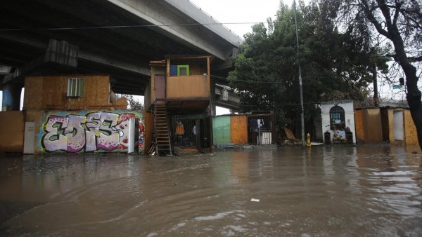 Balance por sistema frontal: Más de 60 personas afectadas y 34 viviendas destruidas
