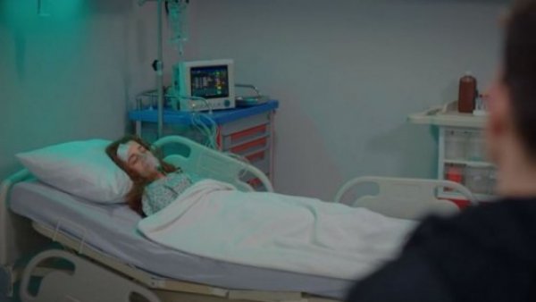 Todo por mi familia - T1E225 | Leyla en coma
