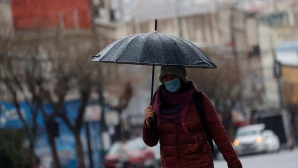 Llegada de nuevo río atmosférico traerá lluvias en 8 regiones del país
