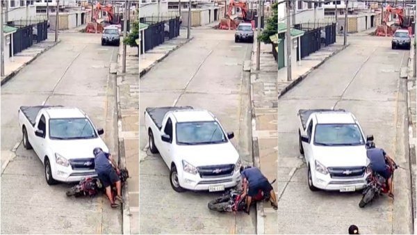 Chofer atropella tres veces a motochorro que asaltó a mujer en calle de Ecuador
