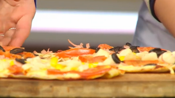 ¡Fácil, rica y rápida! Preparamos pizzetas con masa de tacos

