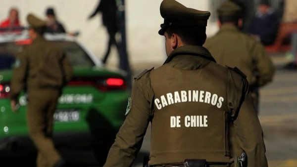 Mujer víctima de un flechazo en la cara en feria de Maipú permanece "internada en estado de gravedad"
