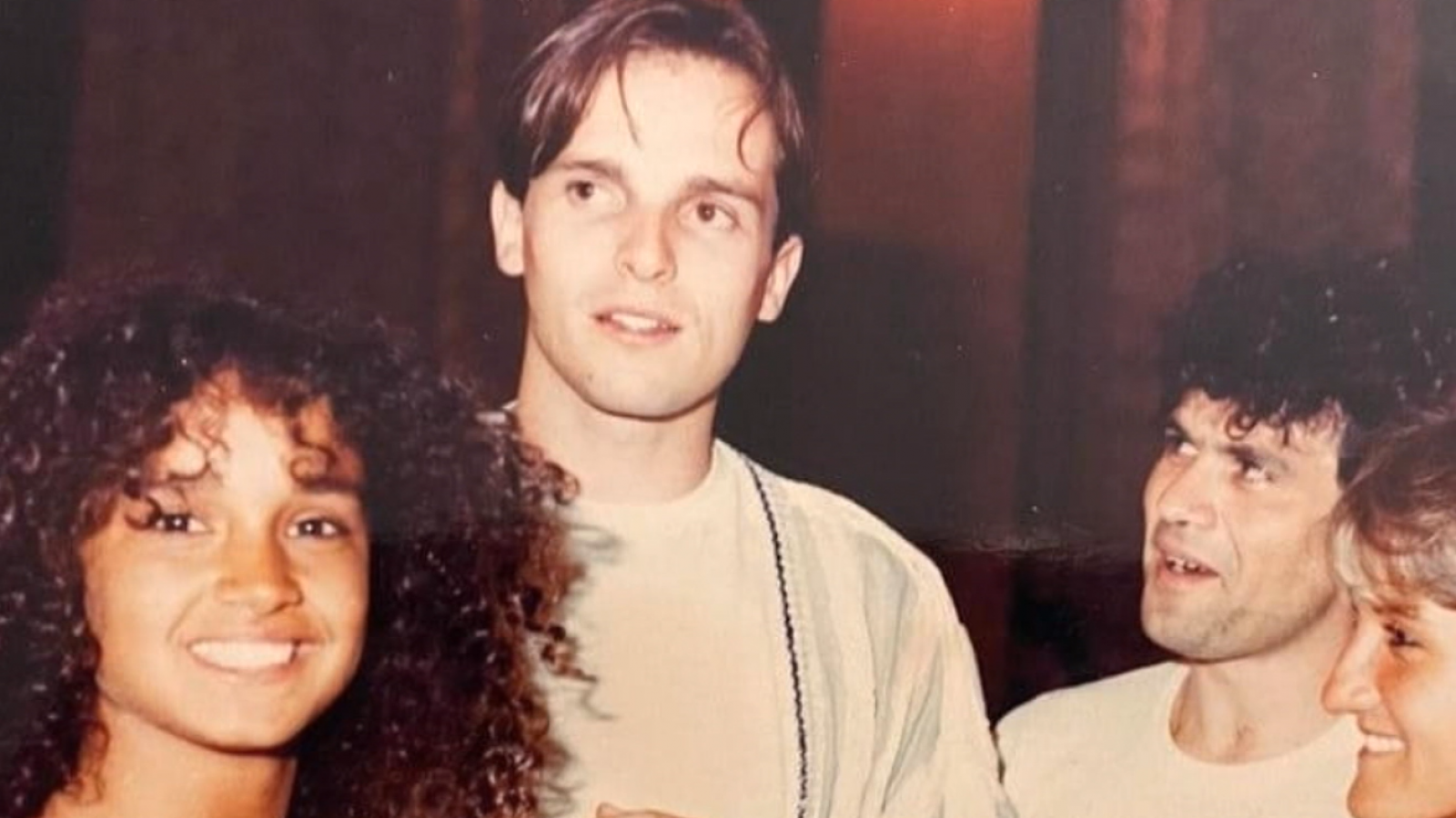 Foto de Claudia Miranda y Miguel Bosé.