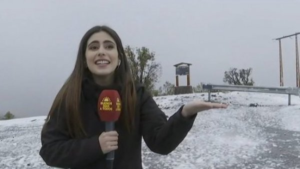 ¡Hermoso paisaje! Así amaneció Farellones con mucha nieve
