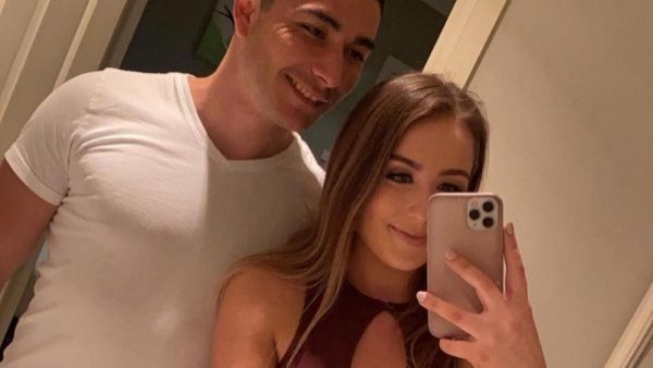 Pareja chileno-australiana eligió no tener hijos para "tomar siestas" e "irse de vacaciones"
