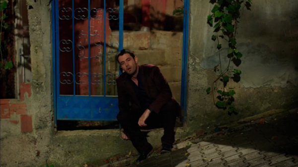 Ates ya no puede vivir sin Bahar
