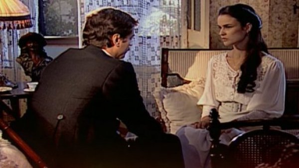 Rosana sigue buscando a su hijo: Mira un avance de este viernes de "Terra Nostra"
