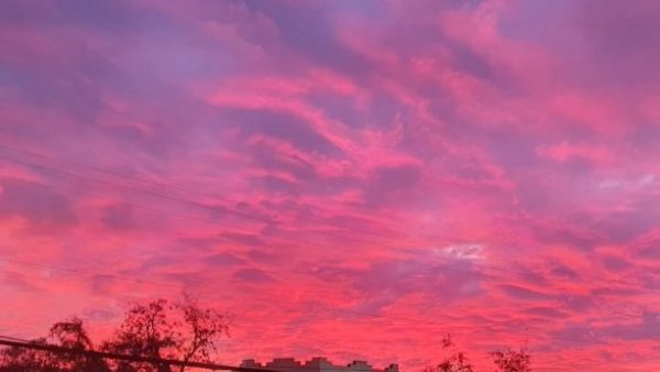 Iván Torres responde: ¿Por qué tenemos atardeceres rosados?