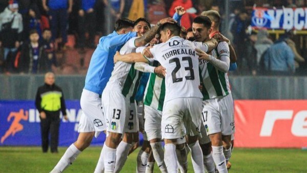Preocupación en O'Higgins por hospitalización de uno de sus jugadores
