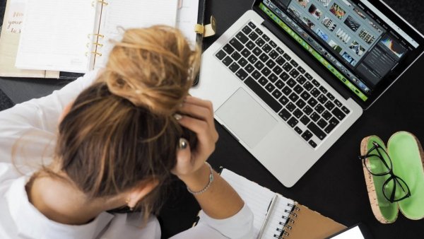 59% de los trabajadores chilenos considera que no hay un balance entre vida personal y laboral
