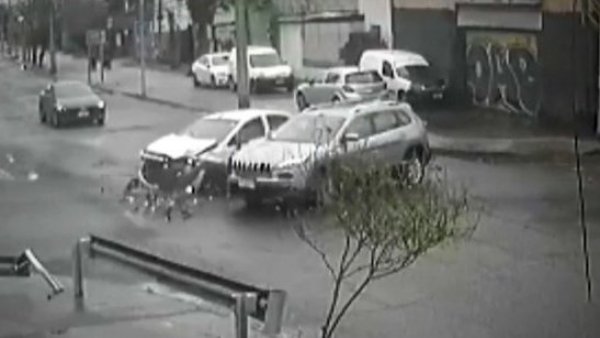¡Accidentes todos los días! Vecinos asustados por la esquina más peligrosa de Estación Central
