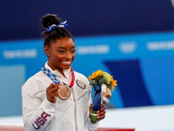 Simon Biles sería la gran figura en Santiago 2023