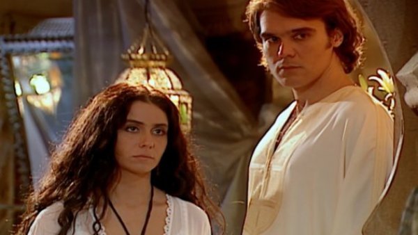 El Clon - T1E16 | Said encubre a Jade
