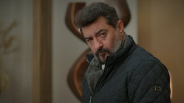 Todo por mi familia: Las mil vidas de Akif
