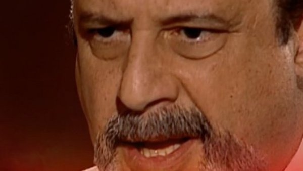 ¡La furia de don Gumercindo! Mira un avance de este jueves de "Terra Nostra"

