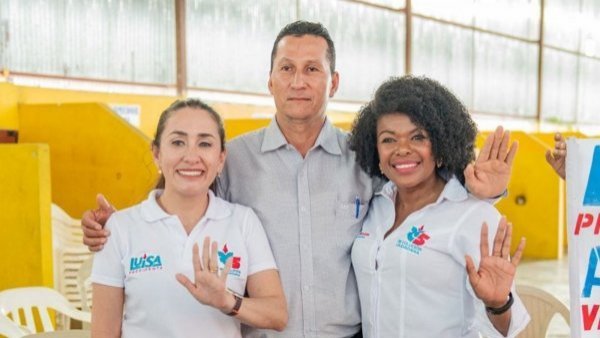 “Ecuador vive su época más sangrienta”: asesinan a dirigente político a días del crimen de candidato presidencial
