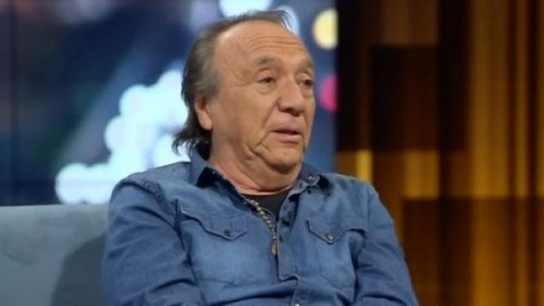 ¡Tiene 27 años menos que él! Wildo está en una relación con Erika Casas
