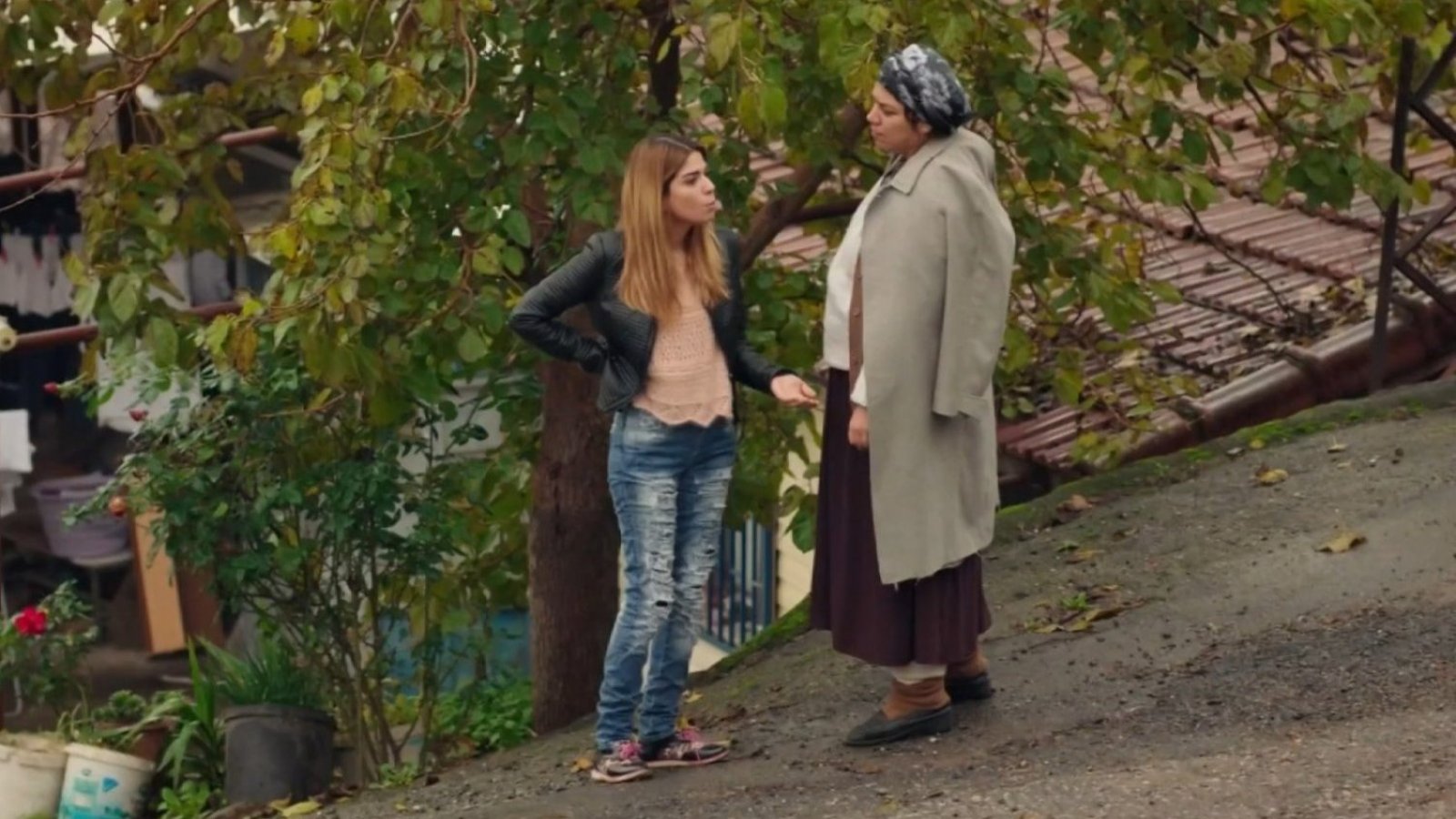 Me robó mi vida - T1E88 | La verdad de Efsun y Bahar
