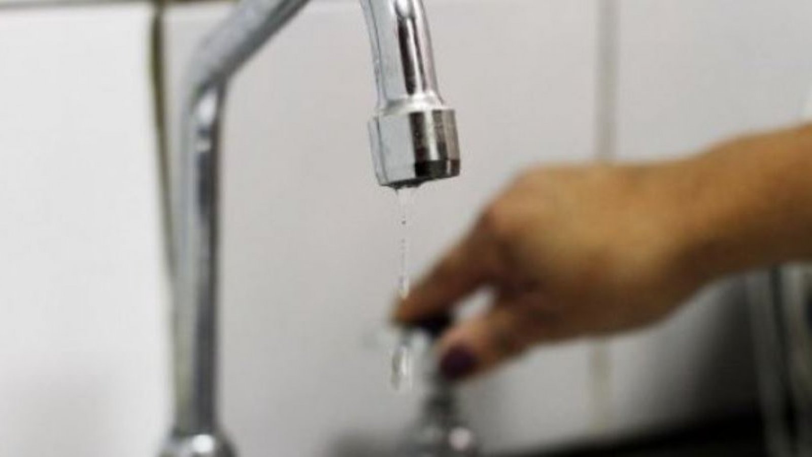 Gobierno no descarta corte de agua en la RM como efecto de nuevo sistema frontal
