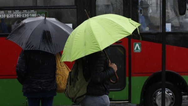 "Tormenta muy fuerte": experto pronostica hasta 200 milímetros de lluvia el fin de semana
