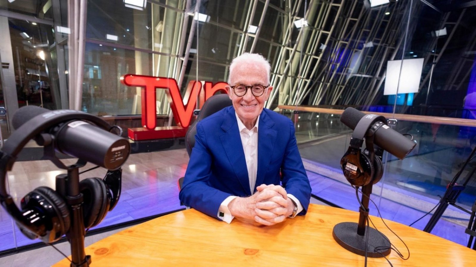 TVN estrena nuevo programa de entretención con Pedro Carcuro
