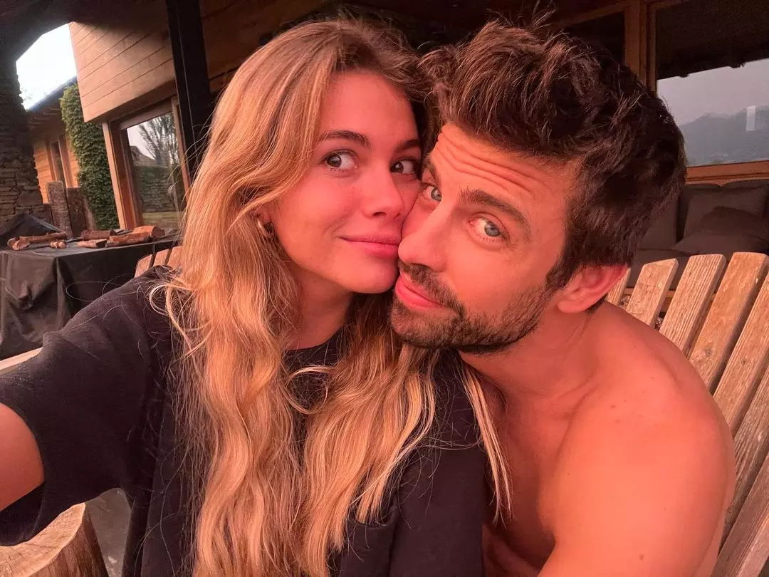 Gerard Piqué y Clara Chía. Foto de Instagram.