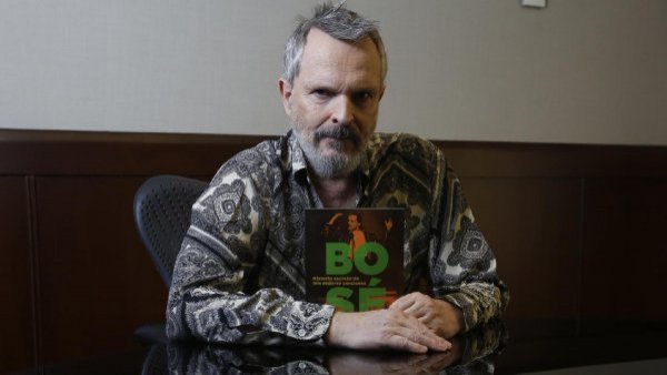 Miguel Bosé sufre violento asalto en su casa en Ciudad de México

