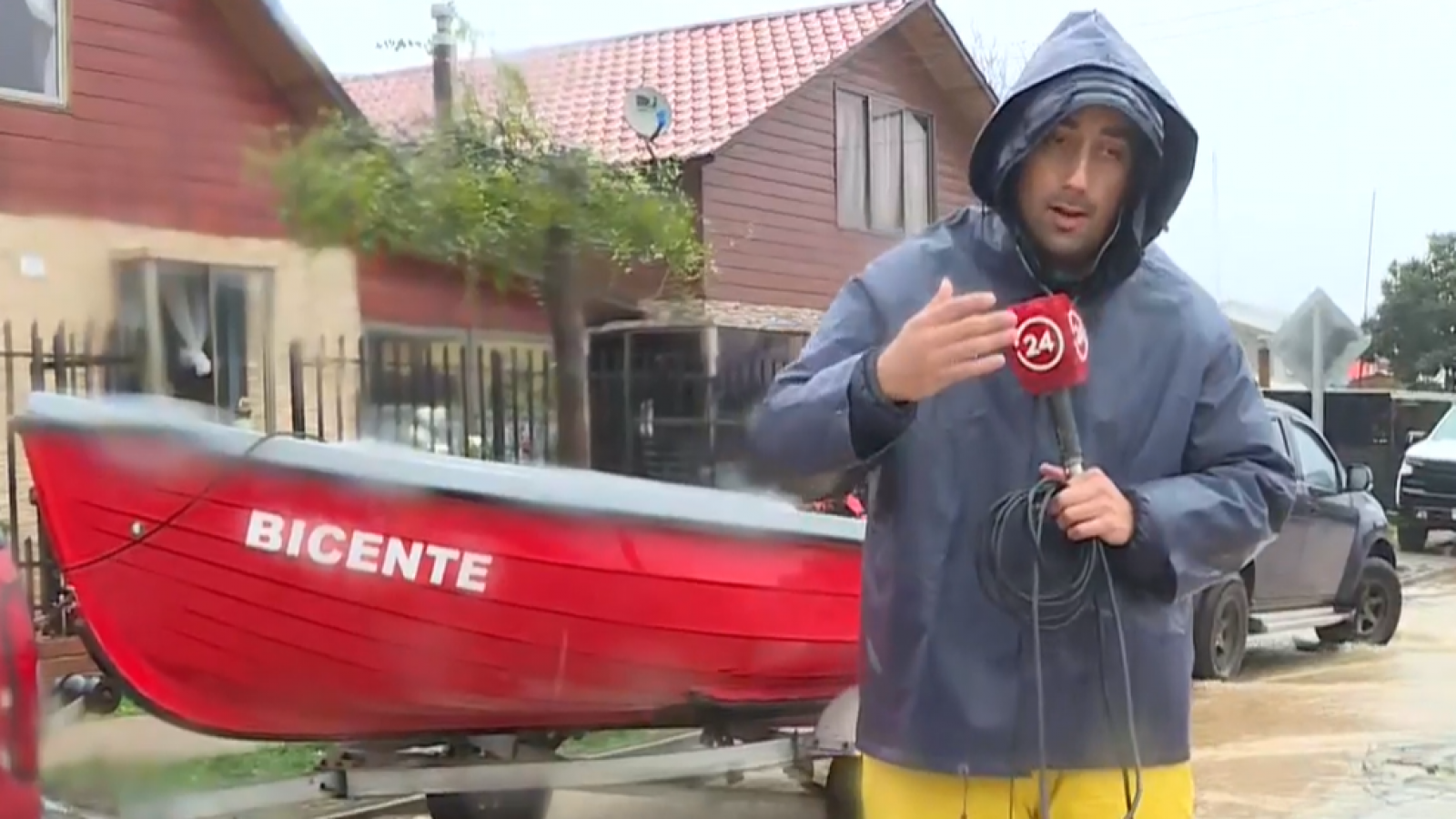 Licantén: Pescadores ofrecen ayuda ante desborde del río
