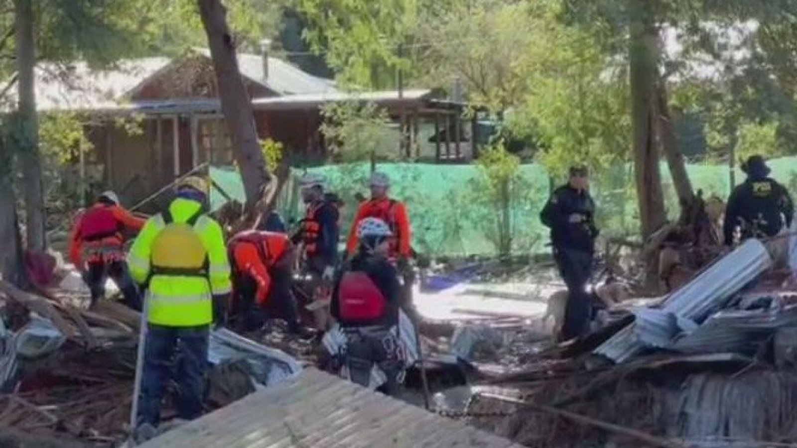 Encuentran cuerpo en Maule: investigan si es adulto mayor desaparecido tras ser arrastrado por río Ancoa

