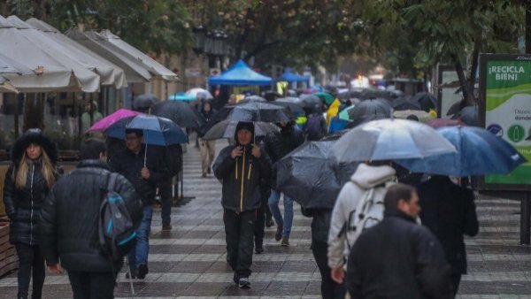 Lluvia en Santiago: el pronóstico para las próximas horas
