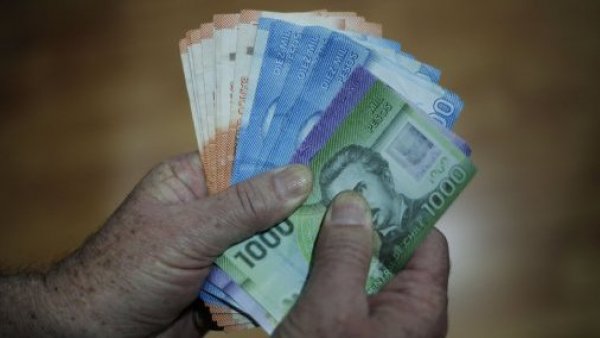<p>Bono al Trabajo de la Mujer, Sence.</p>Bono al Trabajo de la Mujer: ¿cuándo y cómo cobrarlo?
