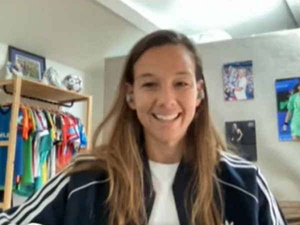 Christiane Endler en Como Pedro por su casa.