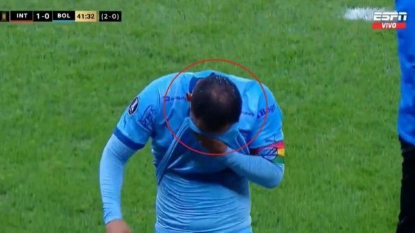 Copa Libertadores: gas lacrimógeno interrumpe partido entre Porto Alegre y Club Bolívar
