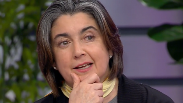 <p>Paulina Urrutia hablando de La memoria infinita</p>"No es una película para llorar": Paulina Urrutia sobre "La memoria infinita"
