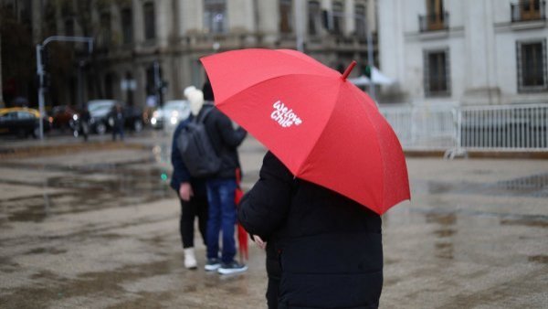Iván Torres responde: ¿cuándo empezará a llover en Santiago?
