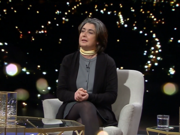 Paulina Urrutia hablando del alzhéimer de Augusto Góngora