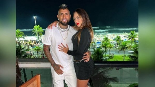 "Mucha gente culpa a Sonia Isaza": Mauricio Israel insiste en mal momento económico de Arturo Vidal
