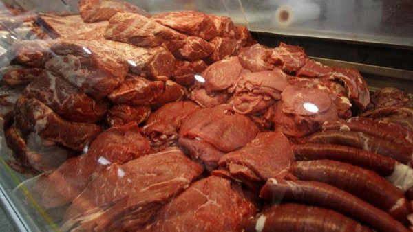 Fiestas Patrias: Seremi abren sumario contra dos carnicerías de Santiago que vendían carne vencida