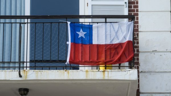 Fiestas Patrias 2023: ¿cuándo se debe izar la bandera?