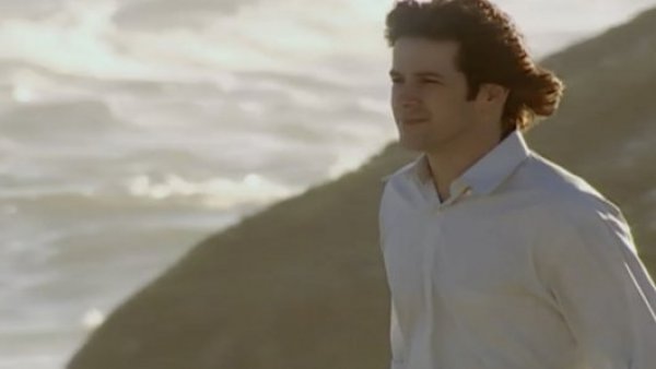 El Clon: El falso presente de Lucas
