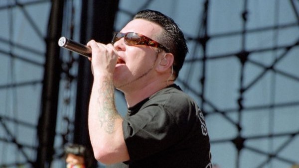 <p>Steve Harwell </p>Adiós a un ícono: Steve Harwell, de Smash Mouth, falleció a los 56 años

