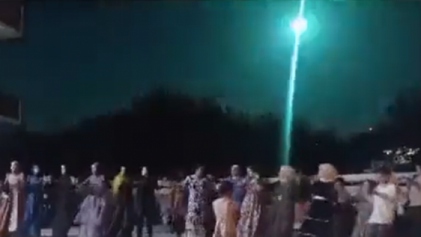 <p>Meteorito sobre Turquía</p>Enorme meteorito iluminó el cielo de Turquía

